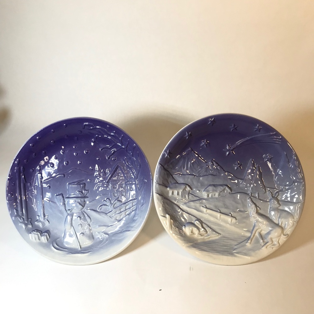 Set of Decorative Christmas Plates